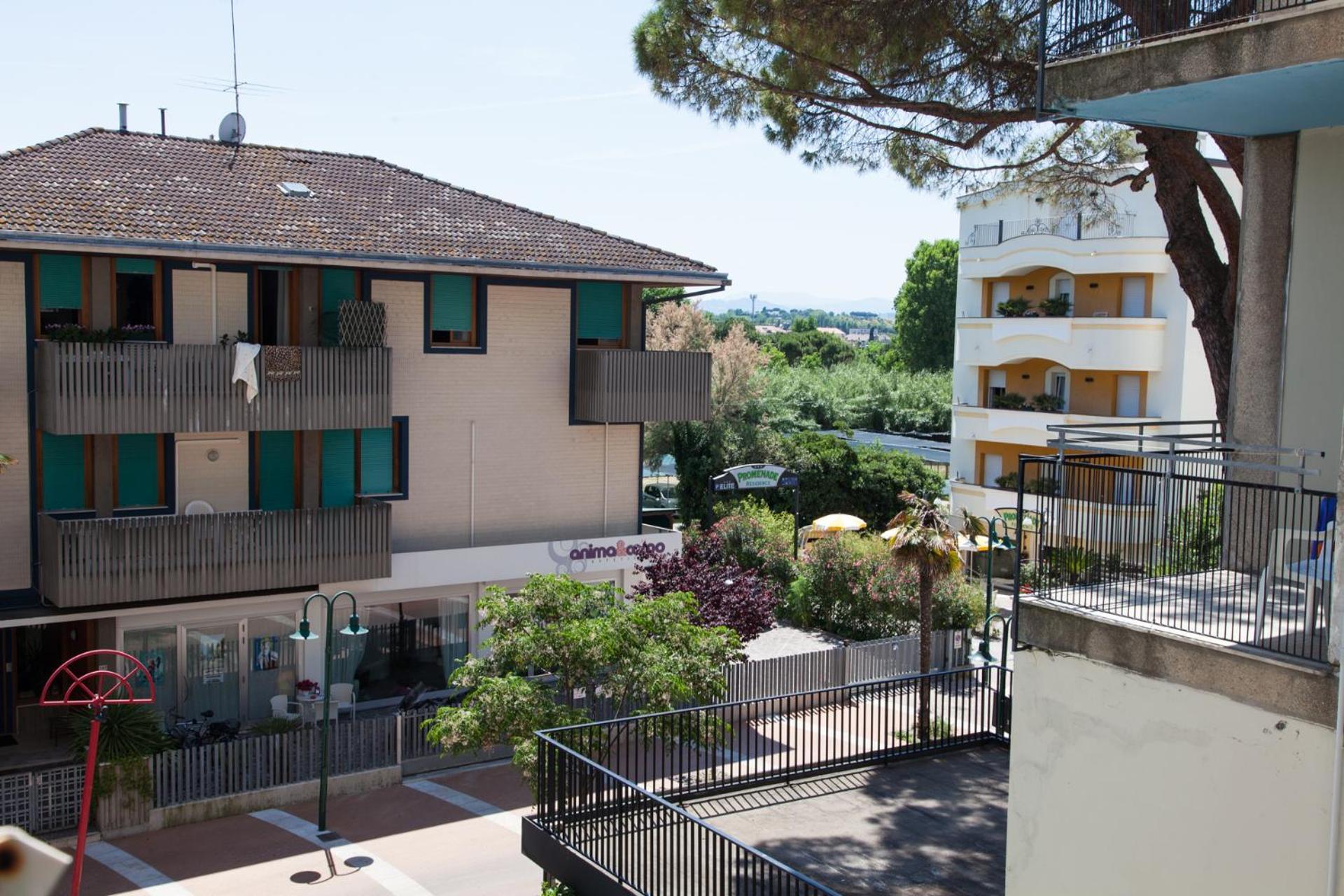 Hotel Leon D'Oro Cattolica Esterno foto