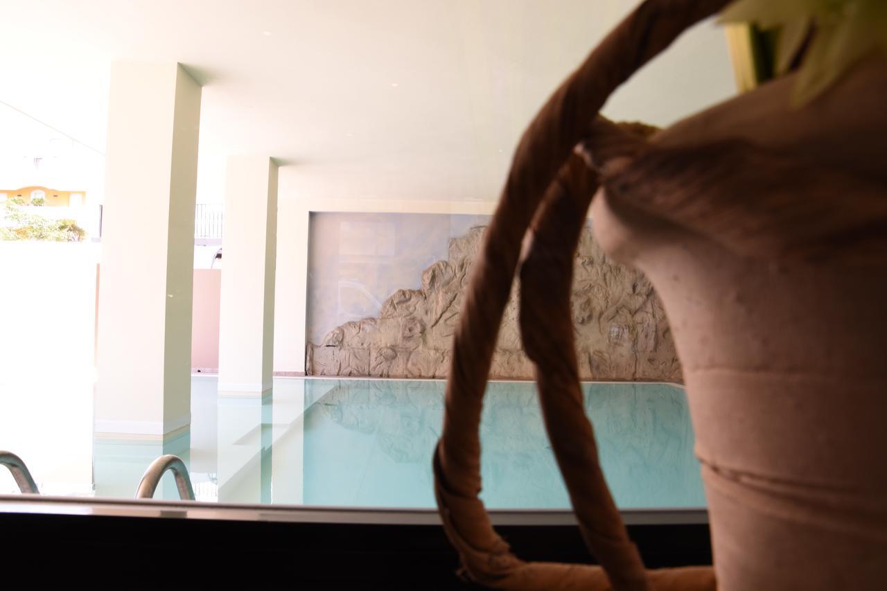Hotel Leon D'Oro Cattolica Esterno foto
